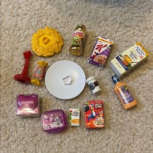 Lot of Mini Brands food